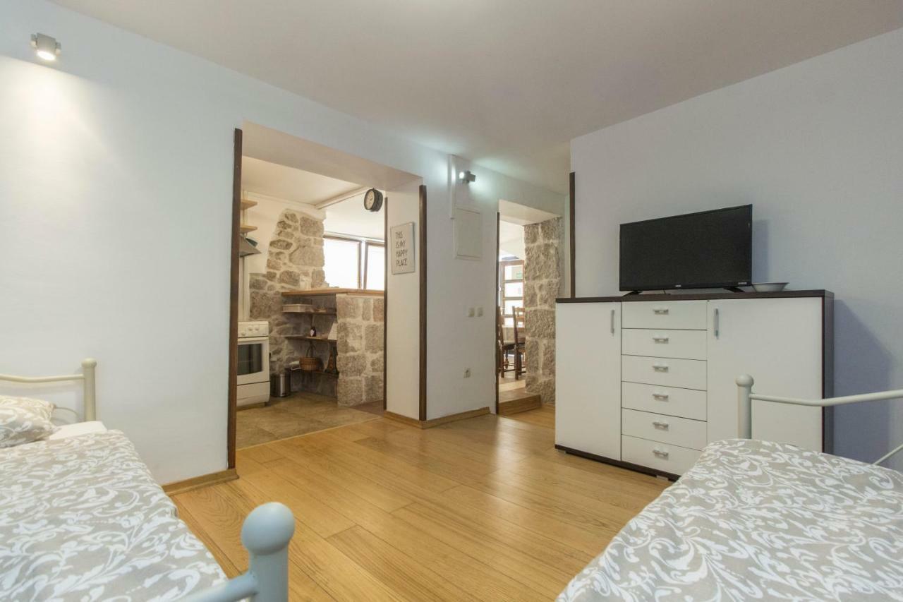 Apartment Ivan City Center ชิเบนิก ภายนอก รูปภาพ